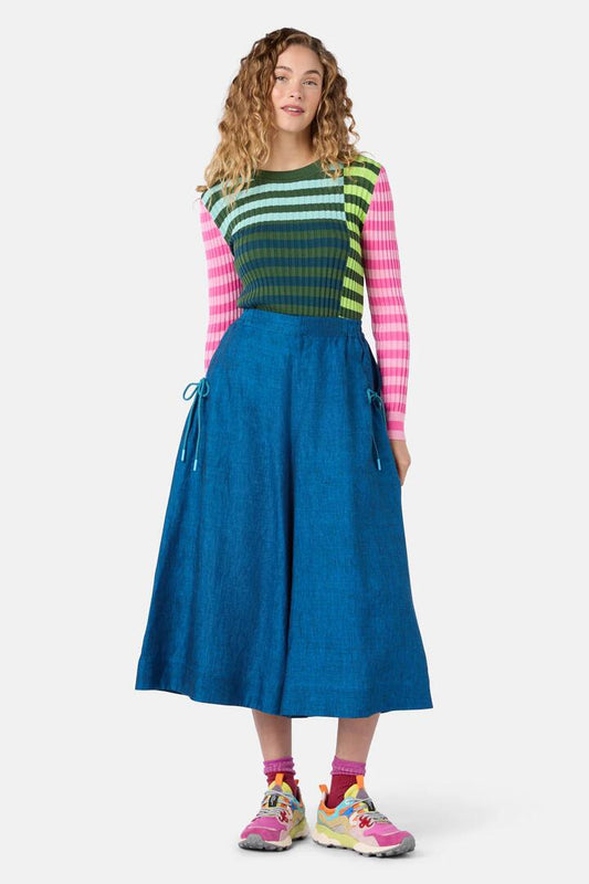 Image of a model wearing Skirts. Product name - Side Knot Shot Linen Skort in Navy colour by brand - Gorman