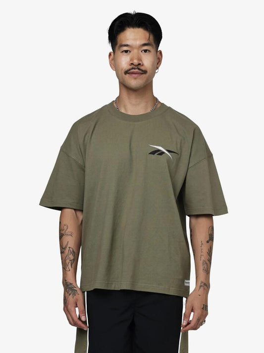 Image of T-Shirts. Productname: Reebok Vector Box Fit Tee in Legacy Green colour by brand - Reebok