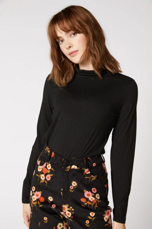 Image of a model wearing Tops. Productname: Jenna Top in Green colour by brand - Princess Highway