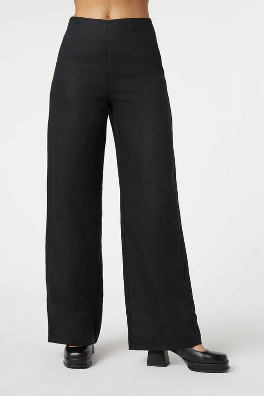 Image of a model wearing Pants. Productname: Darcey Linen Pant in Black colour by brand - Princess Highway