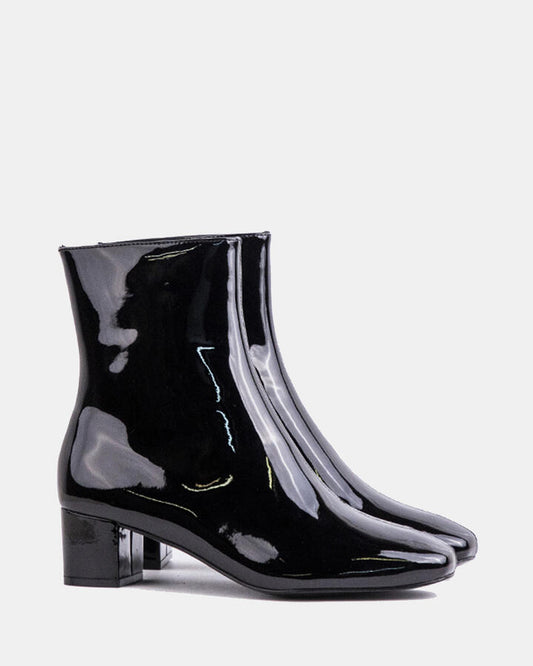 Image of Boots. Product name - Li-tenby Black Patent in Black Patent colour by brand - Novo