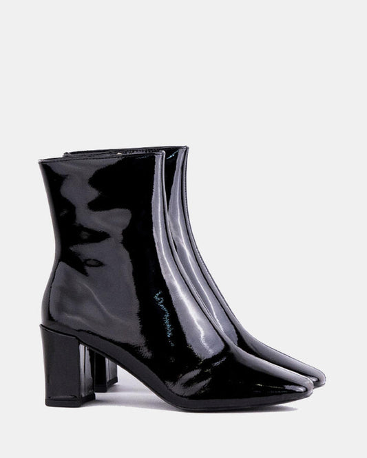 Image of Boots. Product name - Li-jepson Black Patent in Black Patent colour by brand - Novo