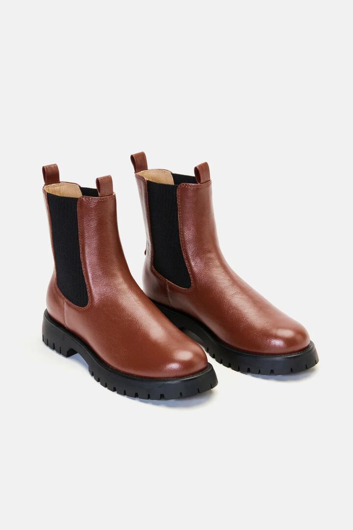 Image of Boots. Product name - Leo Rising Boot Chocolate in Chocolate colour by brand - Gorman