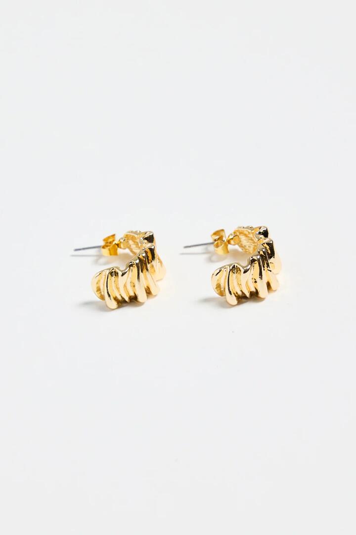 Image of Jewelry. Product name - Pleated Wide Gold Huggie Earring in Gold colour by brand - Humble + Heart