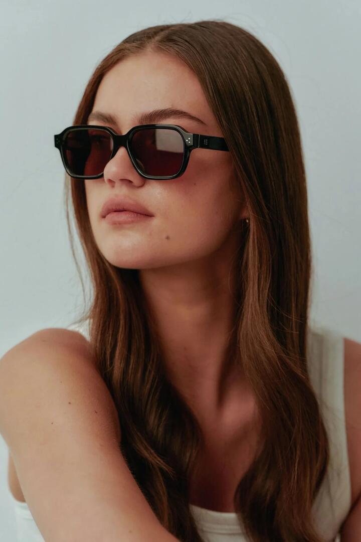 Image of Sunglasses. Product name - Jamie Black Rounded Brown Lens Sunglasses in Black colour by brand - Isle of Eden