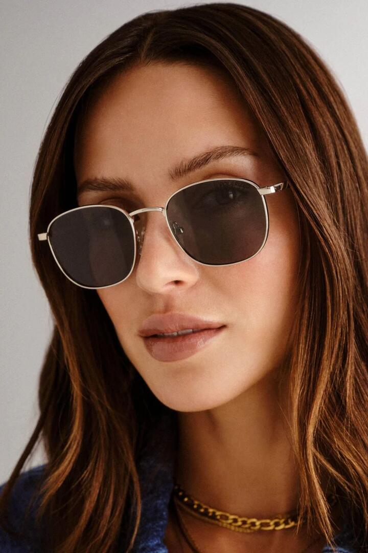 Image of Sunglasses. Product name - Neptune Deux Gold Round Metal Sunglasses in Gold colour by brand - Le Specs