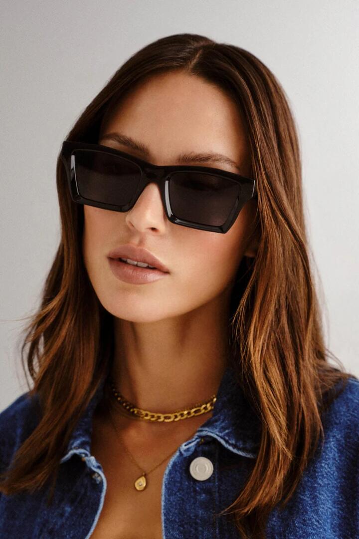 Image of Sunglasses. Product name - Something Black Mono Lens Sunglasses in Black colour by brand - Le Specs