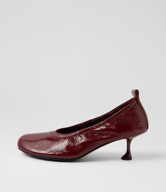 Image of Heels. Product name - Amerli Bordeaux Crinkle Patent Pump Heels in Bordeaux colour by brand - MOLLINI