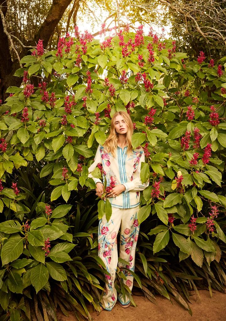 Image of a model wearing Pants. Productname: Tulip Pants in Print colour by brand - MOS The Label