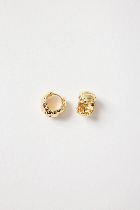 Image of Jewelry. Product name - Chunky Ribbed Gold Hoop Earring in Gold colour by brand - Humble + Heart