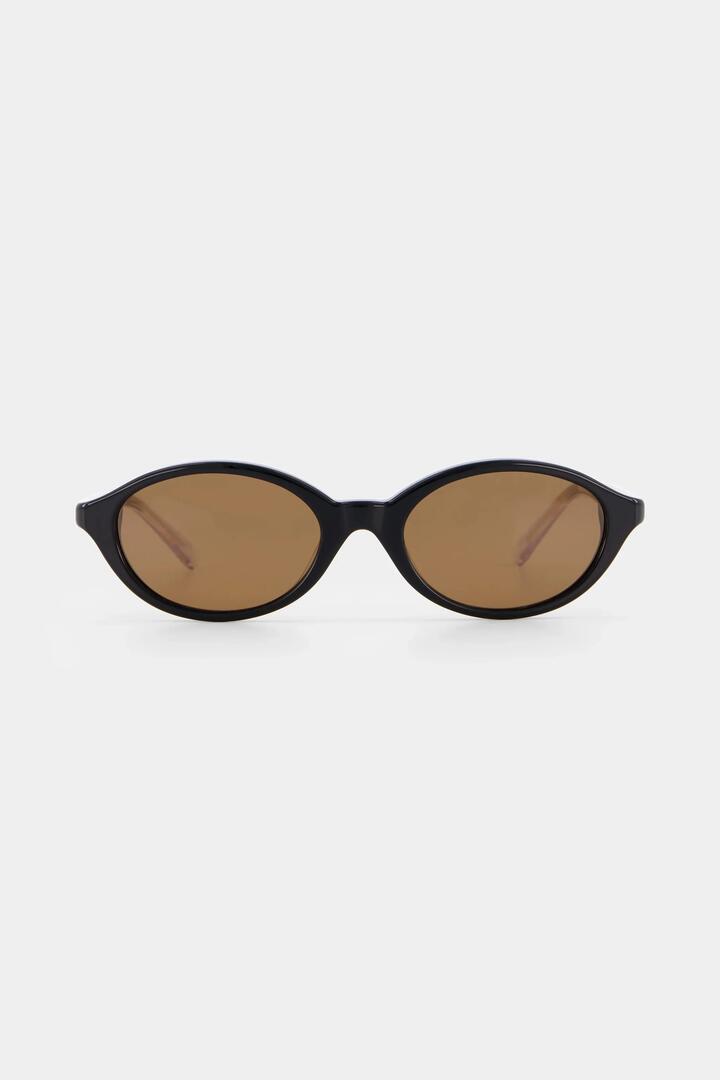 Image of Sunglasses. Product name - Mirabel Black Narrow Oval Sunglasses in Black colour by brand - Isle of Eden