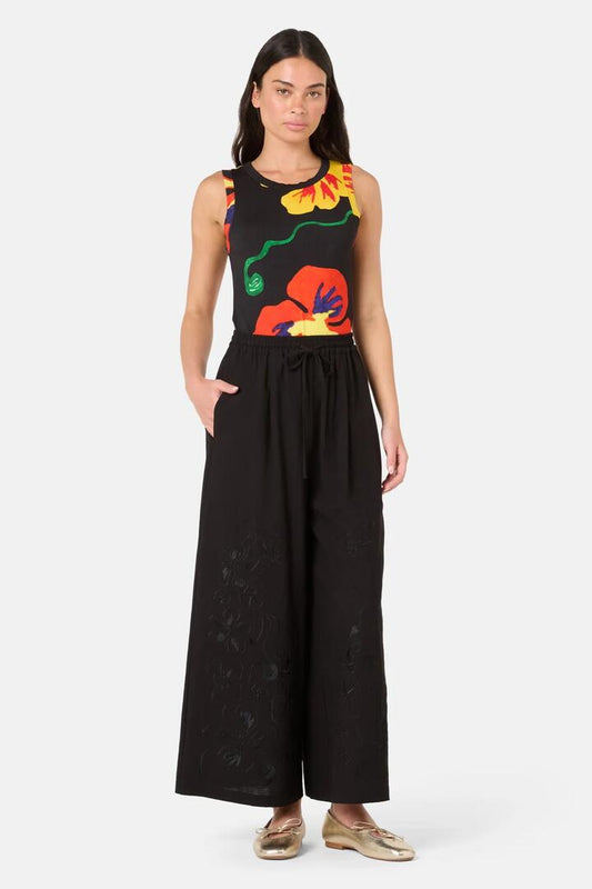 Image of a model wearing Pants. Product name - Annie Anglaise Cotton Culotte in Black colour by brand - Gorman