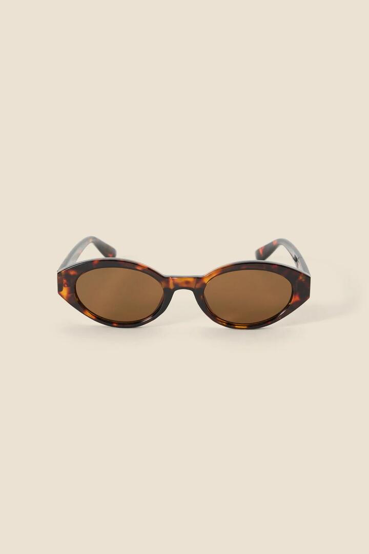 Image of Sunglasses. Product name - Classic 90's Wide Side Sunglasses in Tort colour by brand - Princess Highway