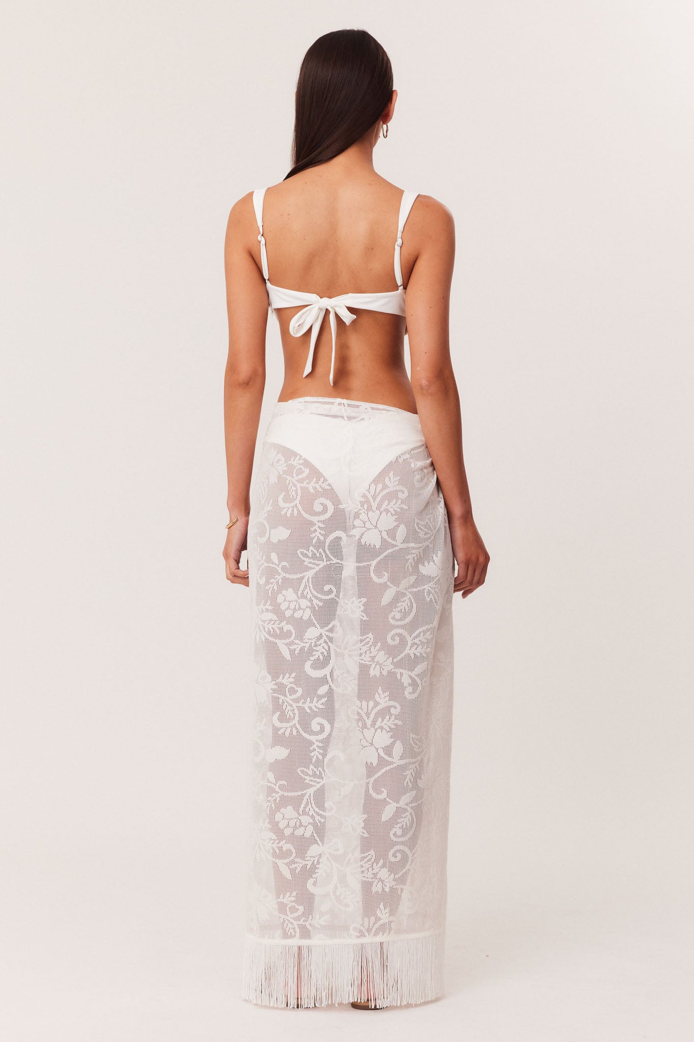 SNDYS LACE WRAP (White)