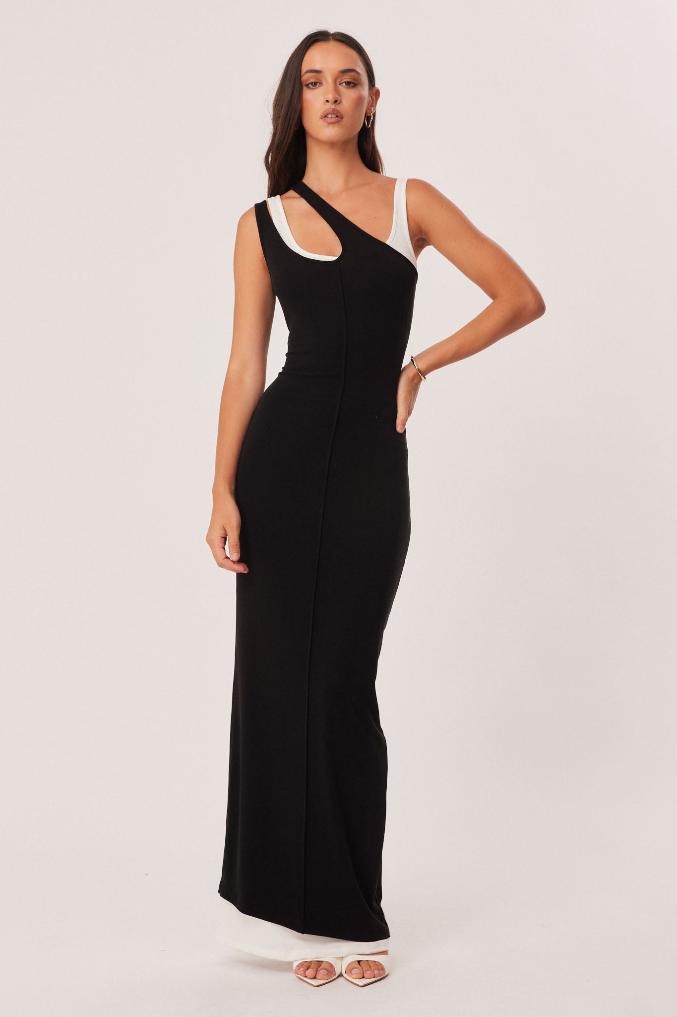 Image of Dresses. Productname: SNDYS CHANTARA MAXI DRESS in Black colour by brand - SNDYS