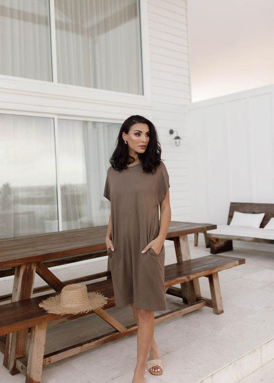 Lou Lou Nicks Bamboo Short Sleeve T-Shirt Dress (Chocolate)