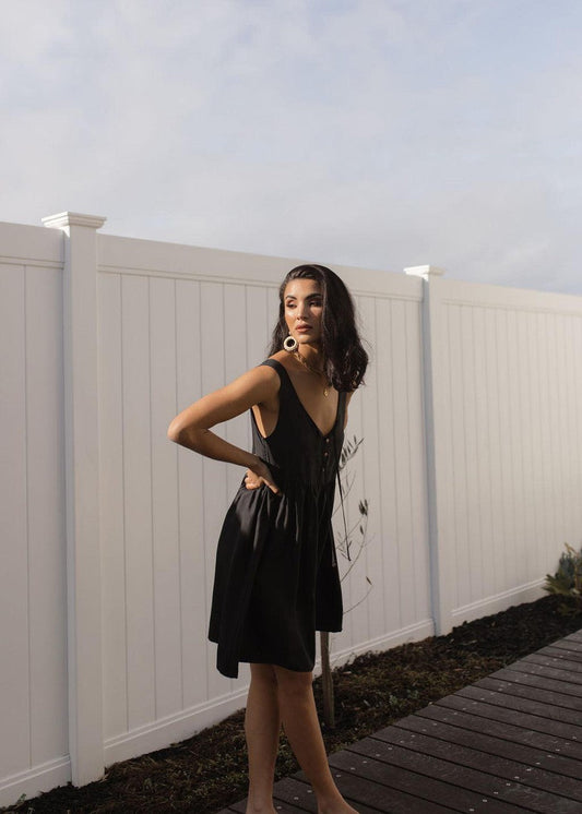Lou Lou Carnation Sleeveless Silk Dress (Black)