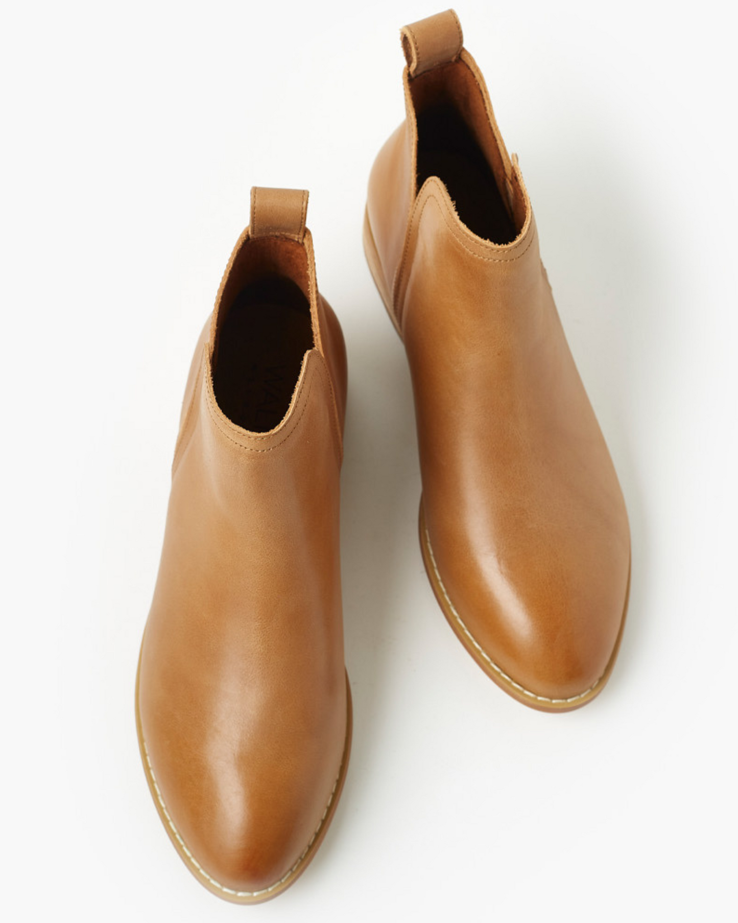 Walnut Melbourne Douglas Leather Boot (Tan)
