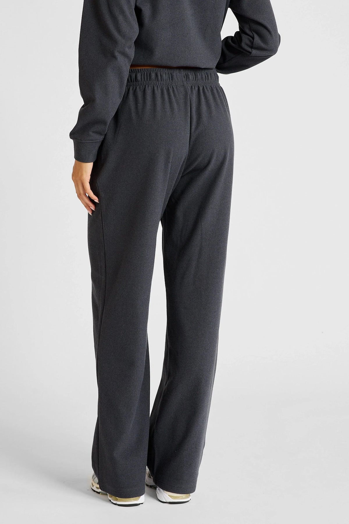 Micro-Rib Wide Leg Trackpant (Charcoal)