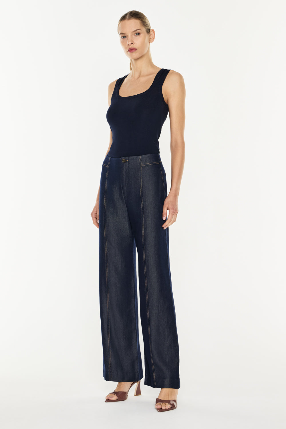 Image of Jeans. Productname: Quiet Command Jean in Indigo colour by brand - Manning Cartell