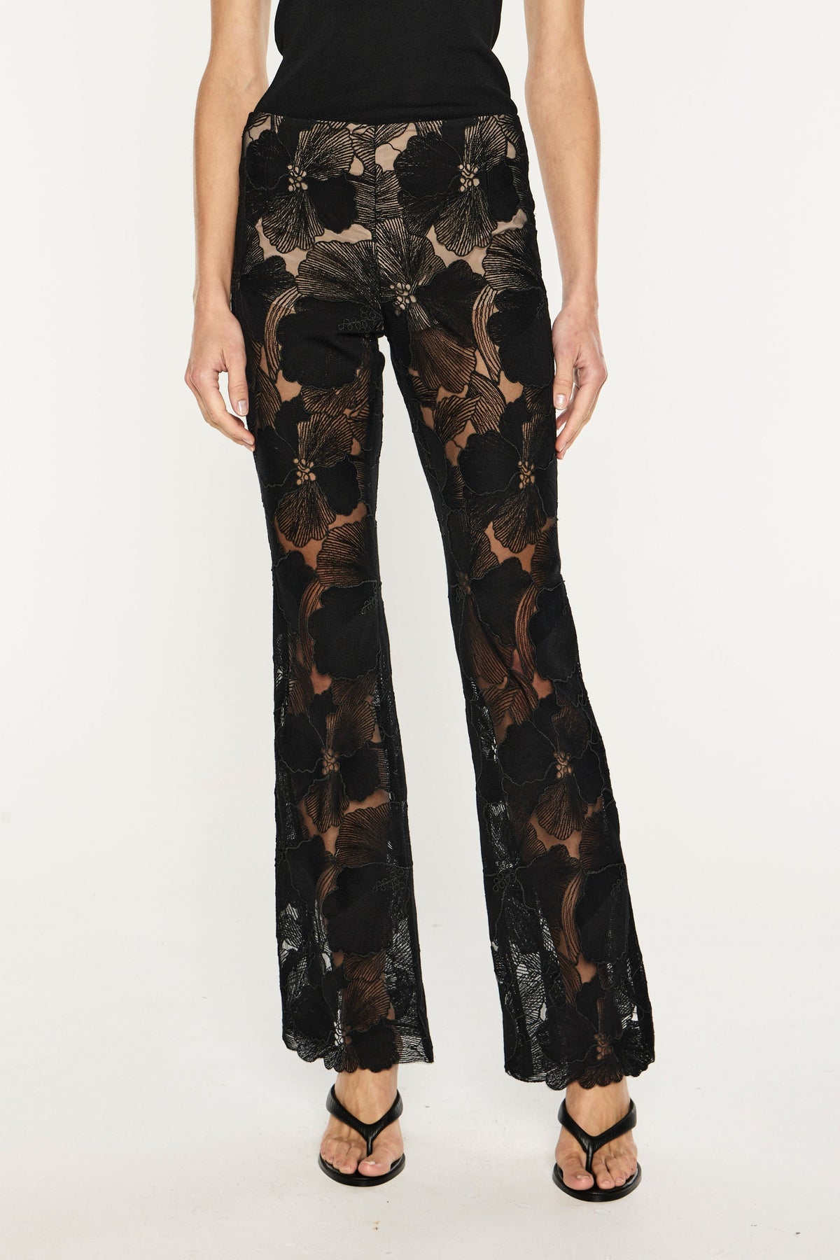 Sheer Force Bootleg Pant (Black)