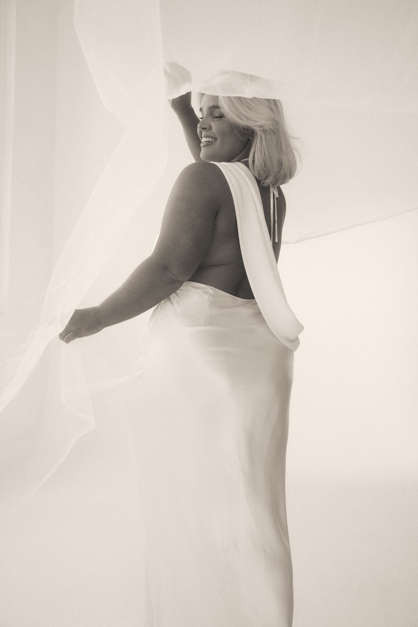 Image of Dresses. Productname: SNDYS BEE MAXI DRESS in Oyster colour by brand - SNDYS