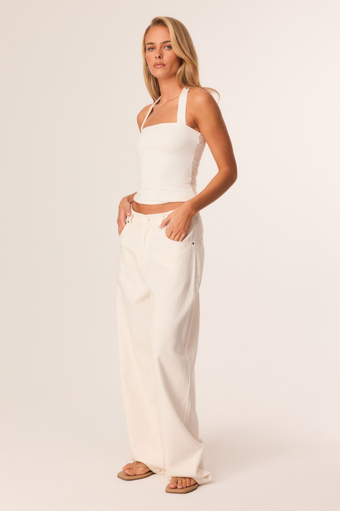 SNDYS TOMI TOP (White)