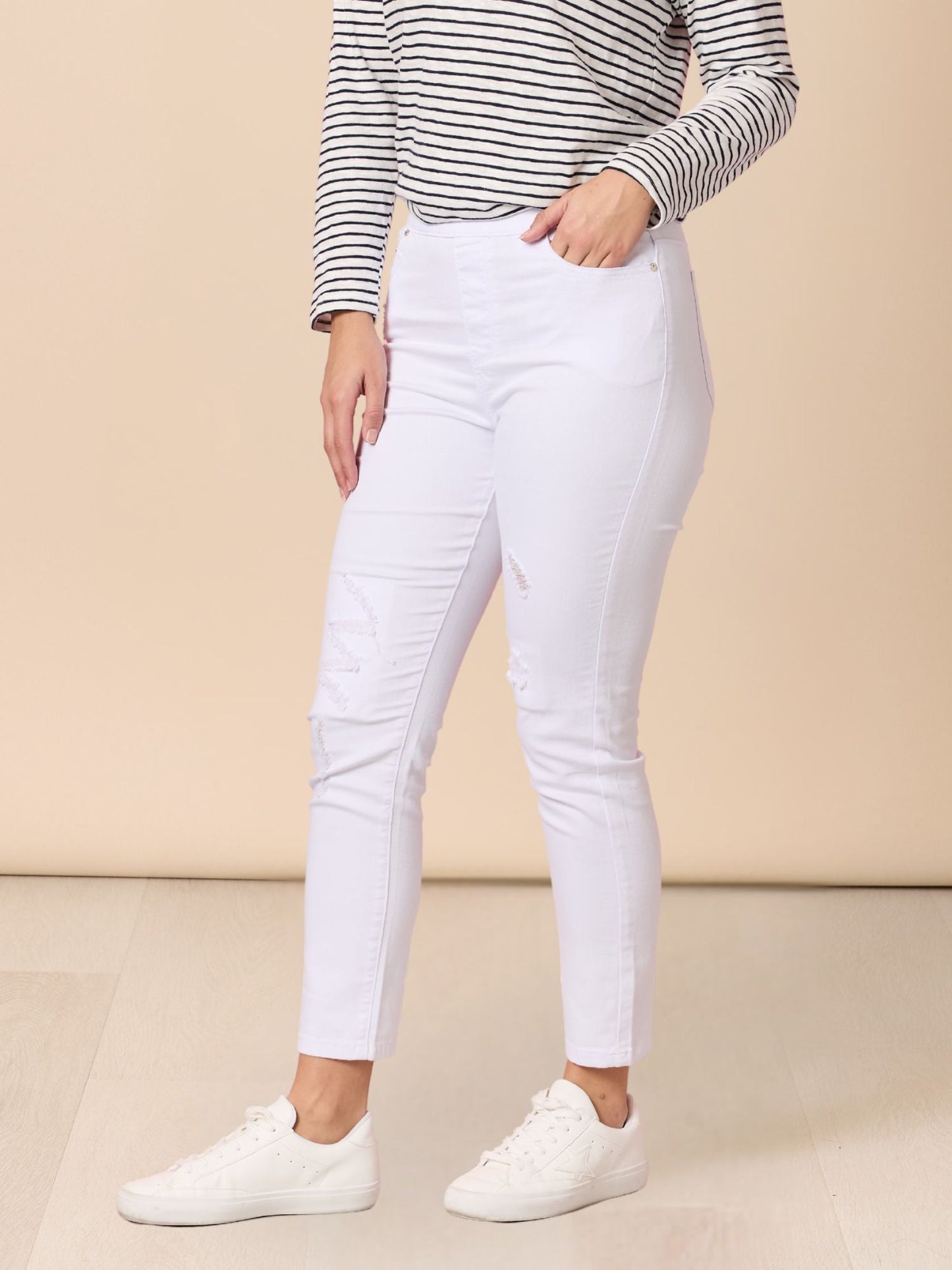 Threadz LA Stretch Pull On Jean (White)