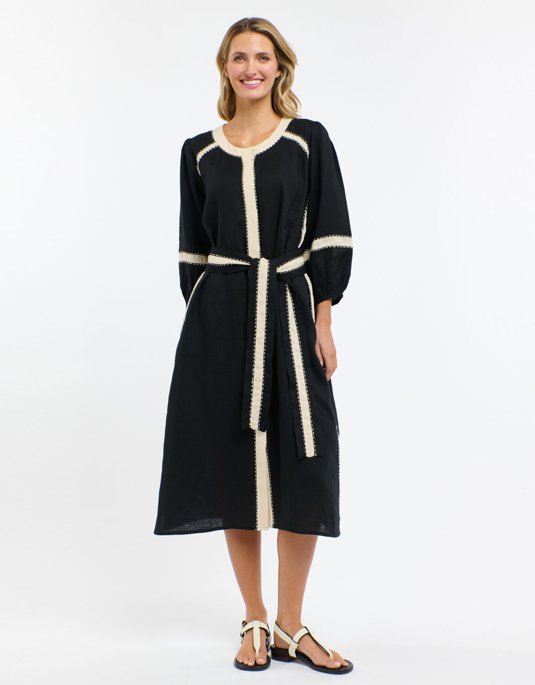 Image of Dresses. Productname: Carolyn Resort Dress - in Black/Natural colour by brand - 365 Days