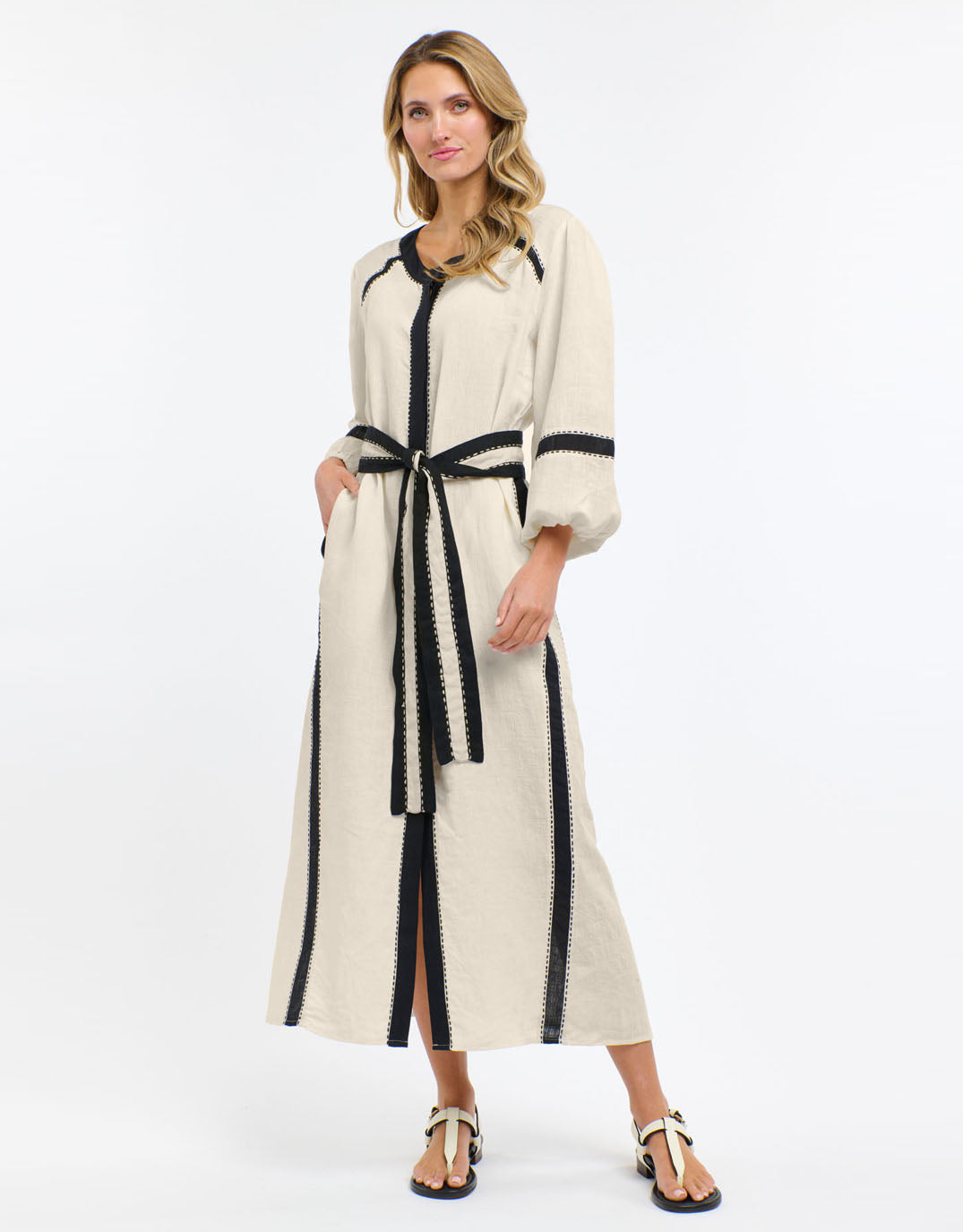 Image of Dresses. Productname: Carolyn Resort Dress - in Natural/Black colour by brand - 365 Days