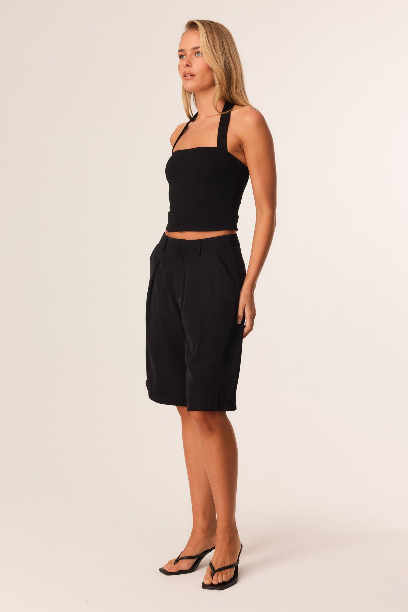 SNDYS TOMI TOP (Black)