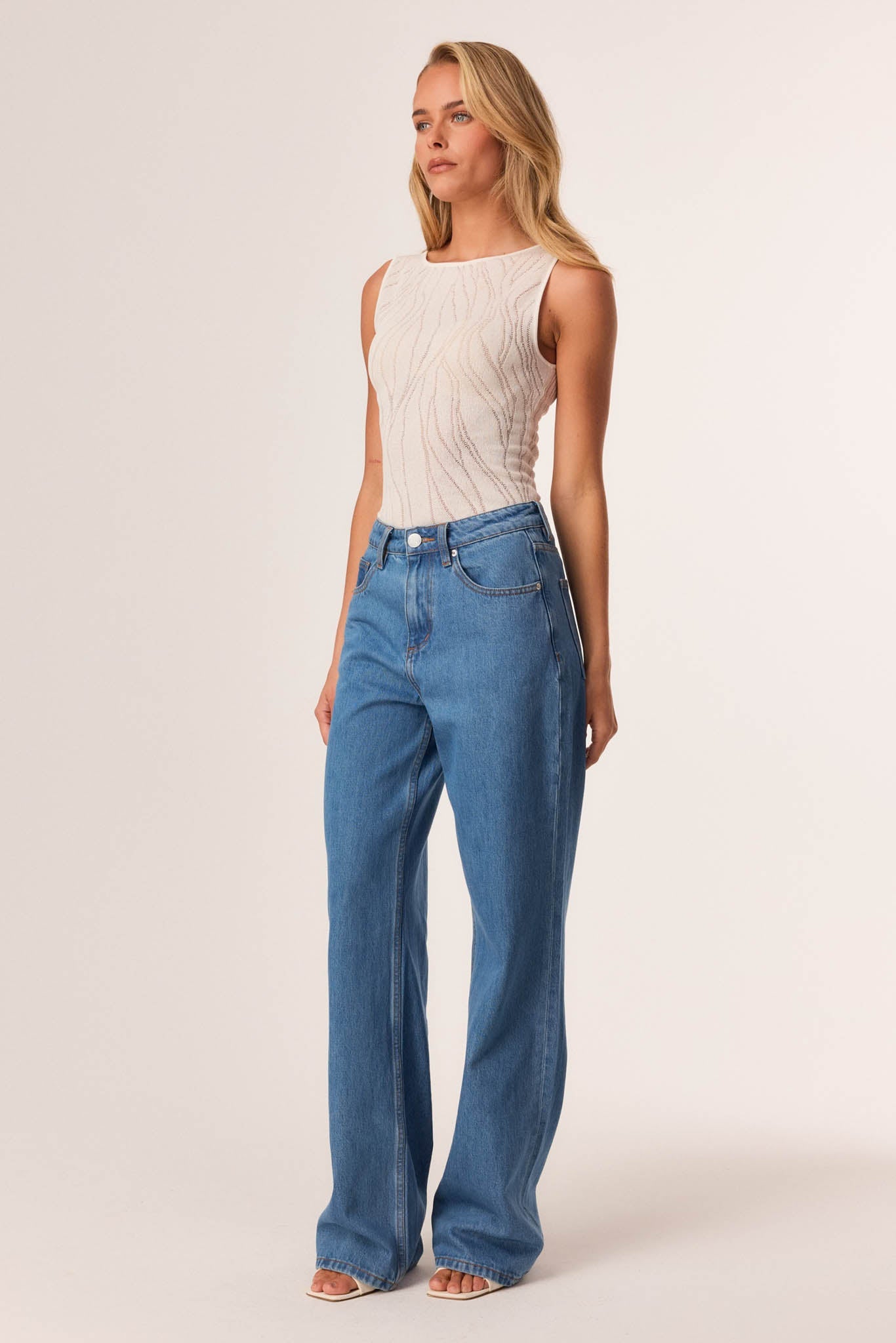 SNDYS BRANDY TOP (White)