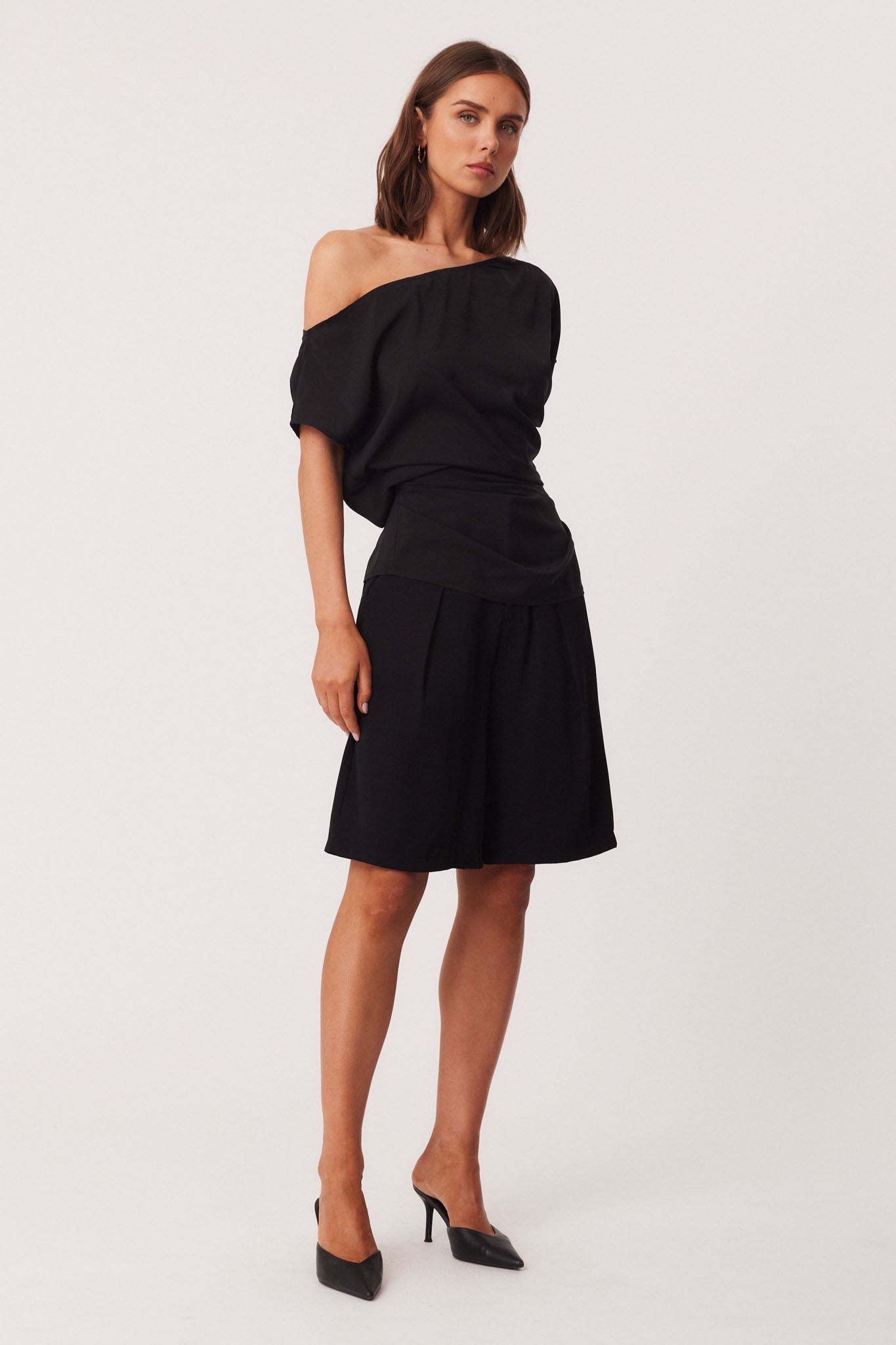 SNDYS NOAH TOP (Black)