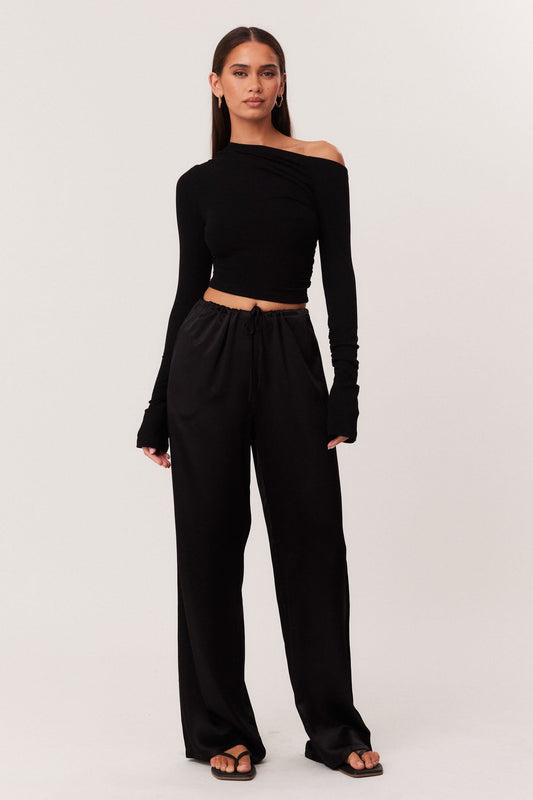 SNDYS REYNA TOP (Black)