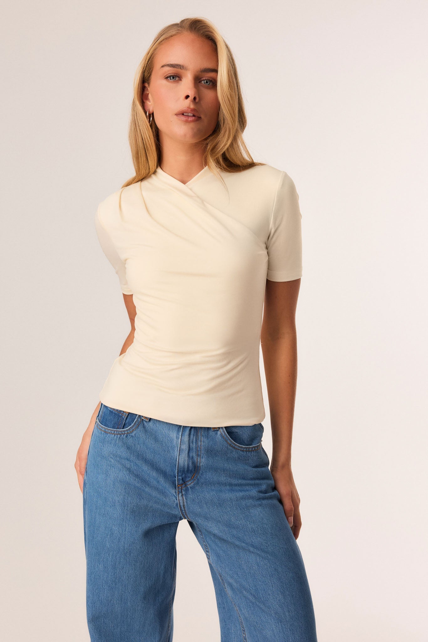 Image of T-Shirts. Productname: SNDYS HART TOP in Cream colour by brand - SNDYS