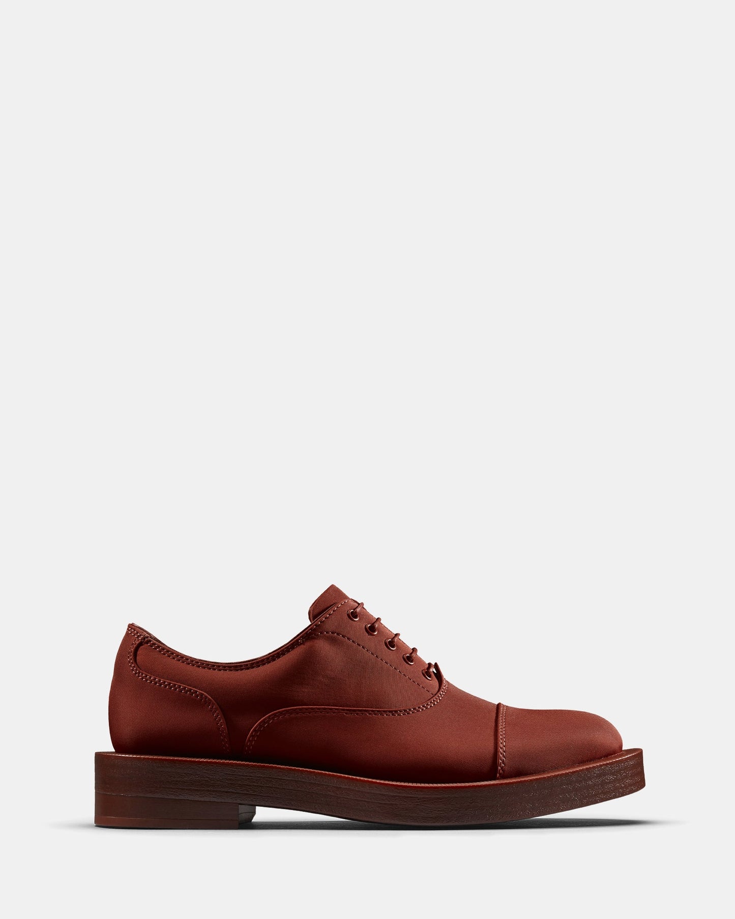 Image of Footwear. Productname: Cur Oxford 2 M Oxblood Textile in Oxblood Textile colour by brand - Clarks