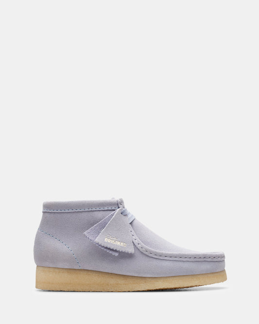 Image of Boots. Productname: Wallabee Boot. (W) Cloud Grey Suede in Cloud Grey Suede colour by brand - Clarks Originals