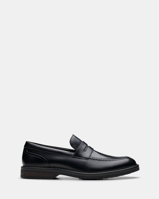 Image of Flats. Productname: Aldwin Step Black Leather in Black Leather colour by brand - Clarks