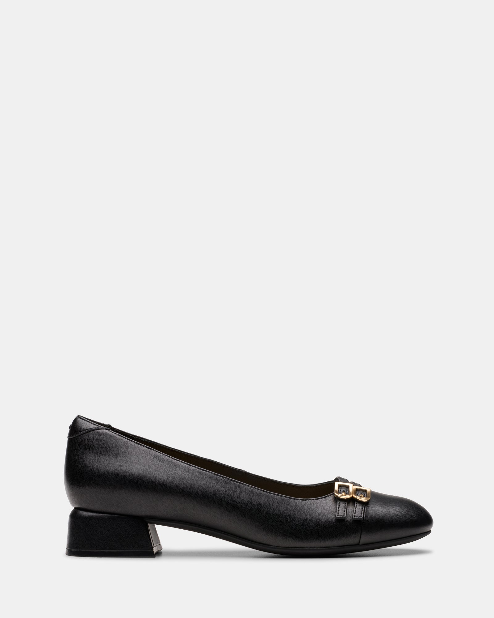 Image of Footwear. Productname: Daiss30 Court Black Leather in Black Leather colour by brand - Clarks