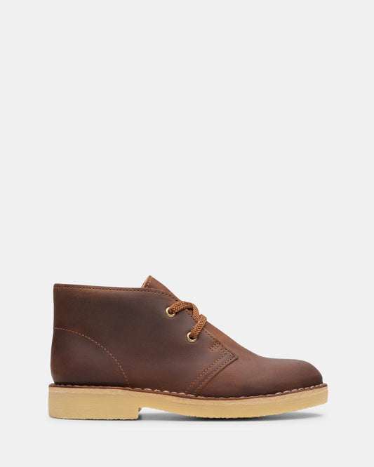 Image of Boots. Productname: Desert Boot Kids Beeswax in Beeswax colour by brand - Clarks Originals