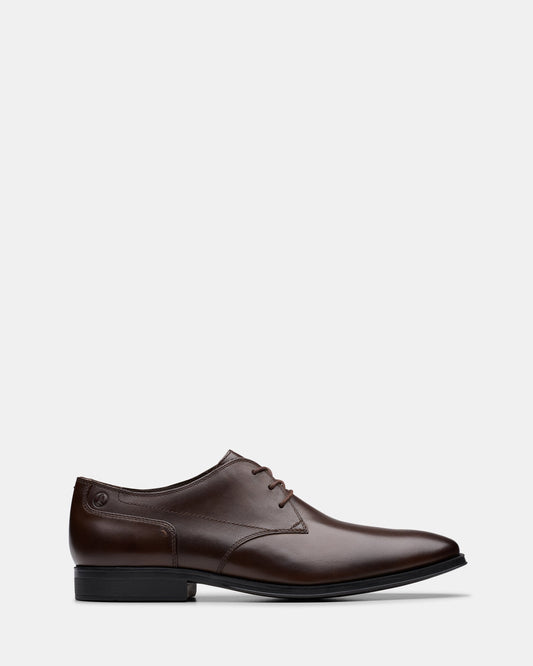 Image of Footwear. Productname: Paulton Lace Brown in Brown colour by brand - Clarks