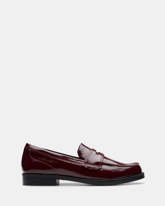 Image of Flats. Productname: Straven Edge Burgundy Patent in Burgundy Patent colour by brand - Clarks