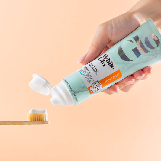Image of Oral Care. Product name - Stain Expert Whitening Toothpaste in colour by brand - White Glo