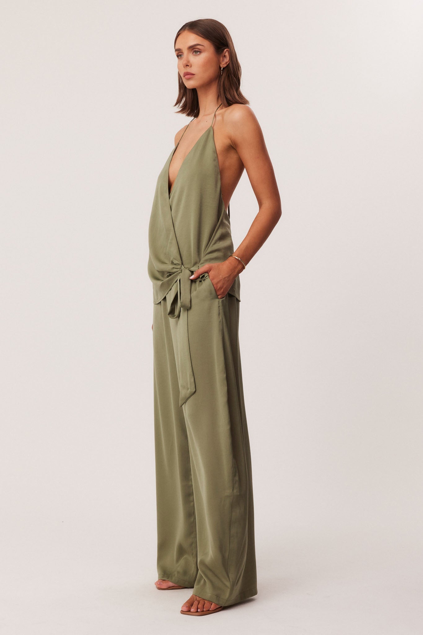 SNDYS ROSEWOOD HALTER TOP (Olive)