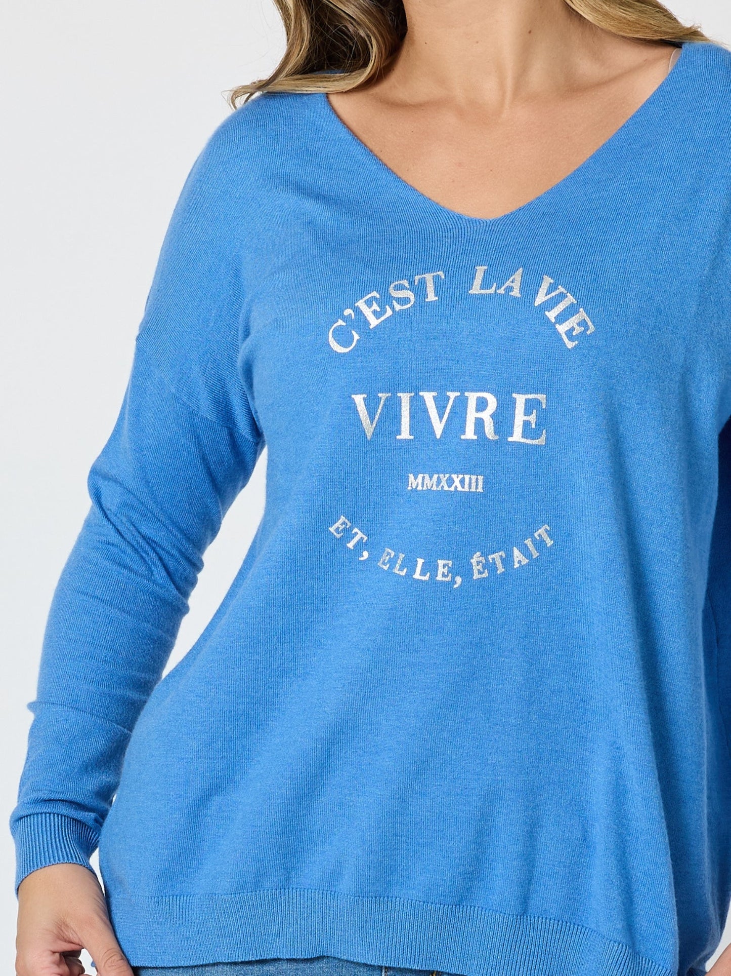 Threadz Cest La Vie Sweatshirt (Blue)