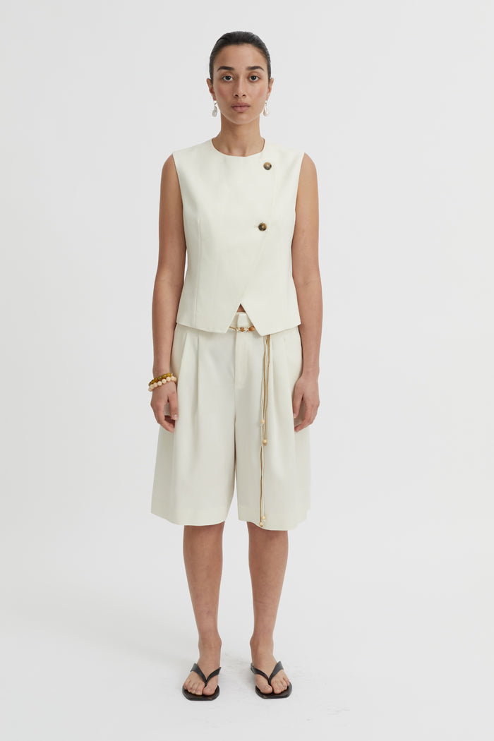 Blanca Studio Junia Vest (Ivory)