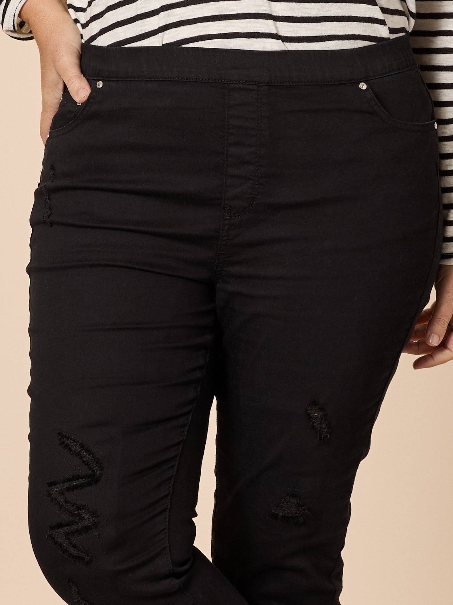 Threadz LA Stretch Pull On Jean (Black)
