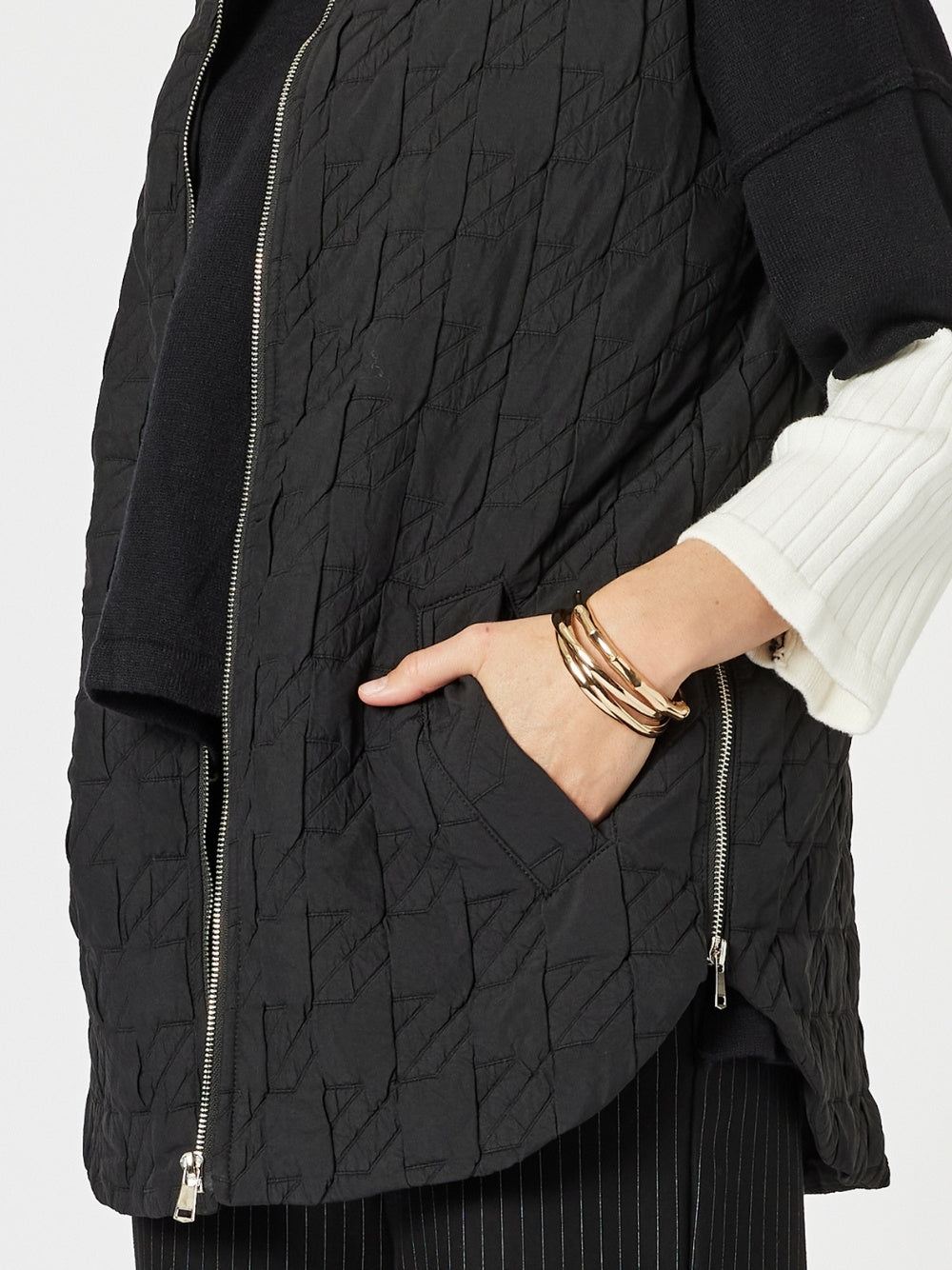 Clarity Monet Vest (Black)