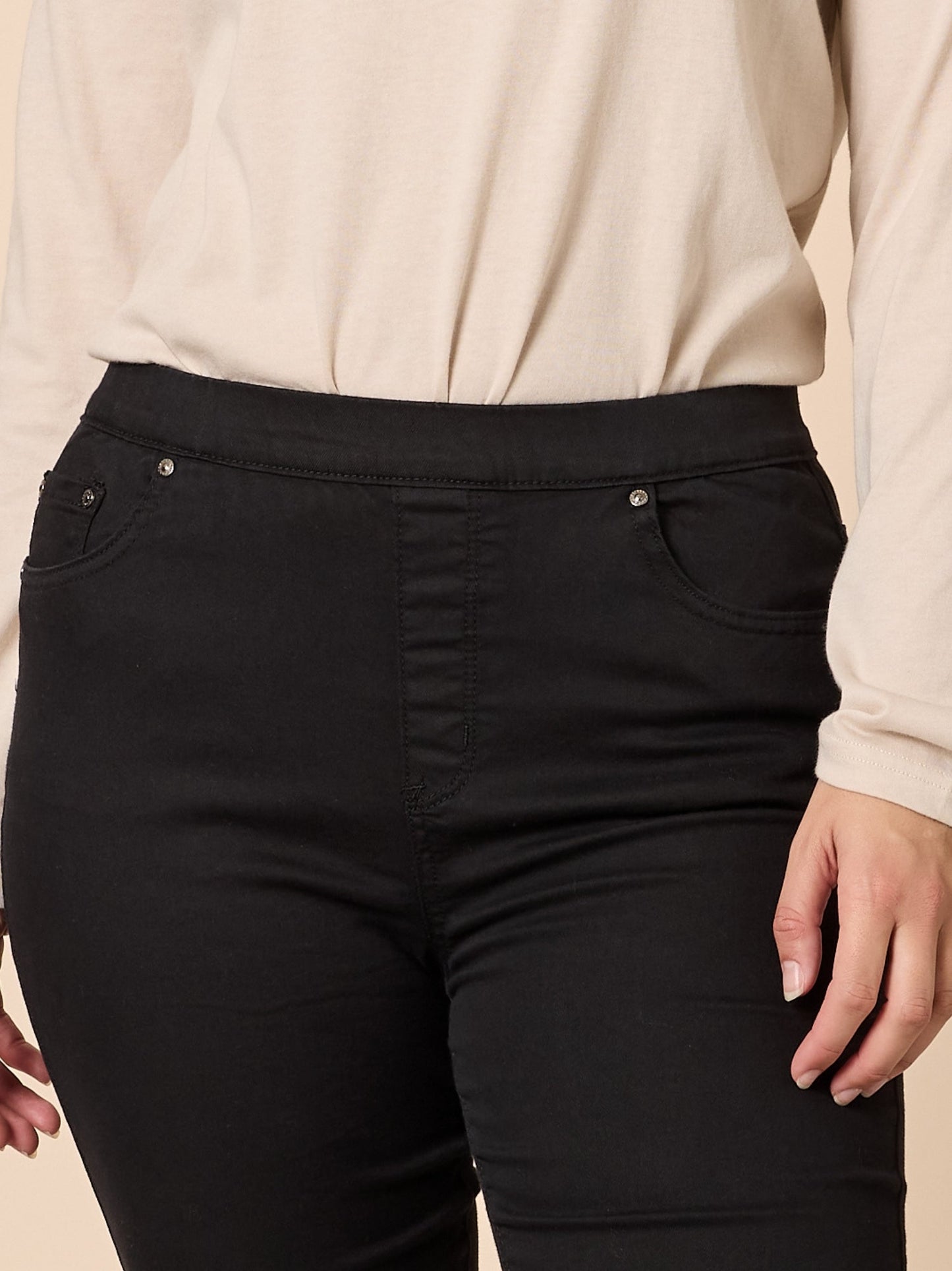 Threadz Chicago Jean (Black)