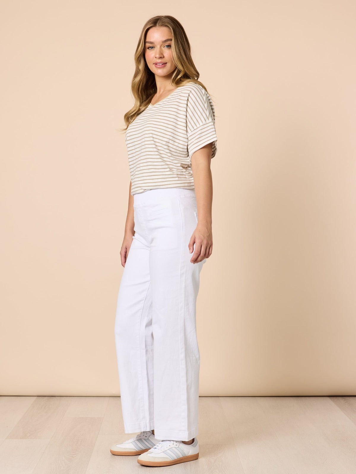 Threadz Maddy Pull on Wide Leg Jean (White)